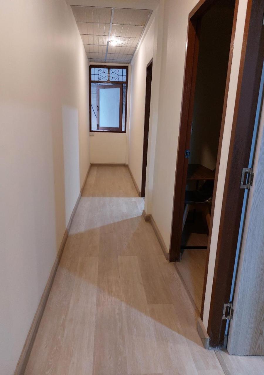 Chaiwat Hostel Бангкок Екстер'єр фото